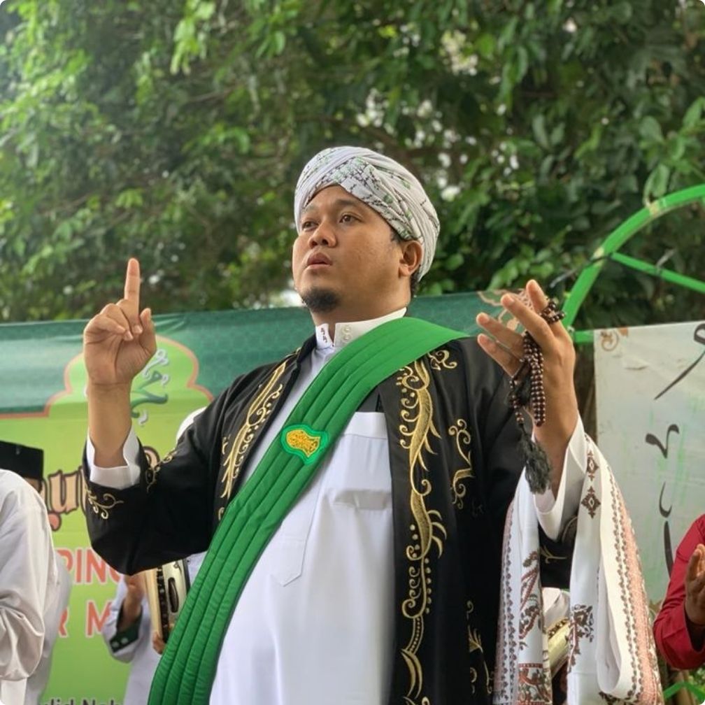 KH Ahmad Jazuli - Pimpinan PonPes Yatim Alhanif